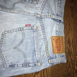 levi’s jeans